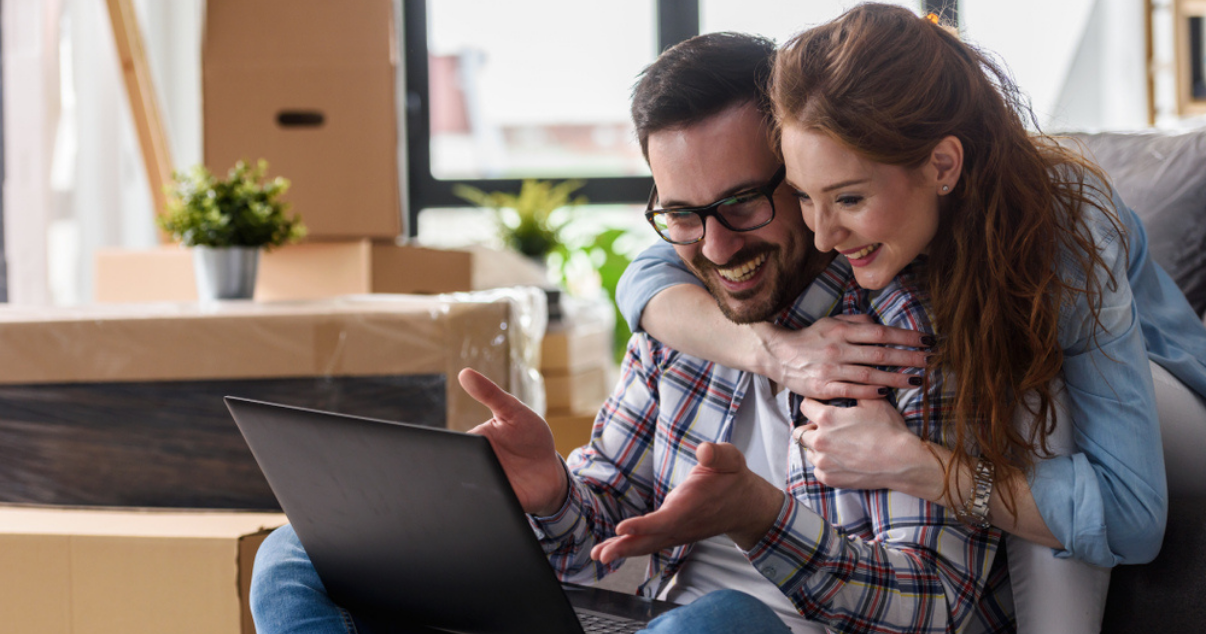 Couple  buying hair replacement systems online