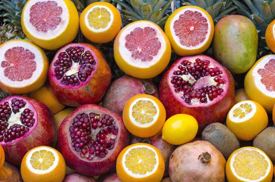 Fruits that gives us vitamin C